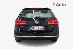 musta Volkswagen Passat 2012 kuva 3.