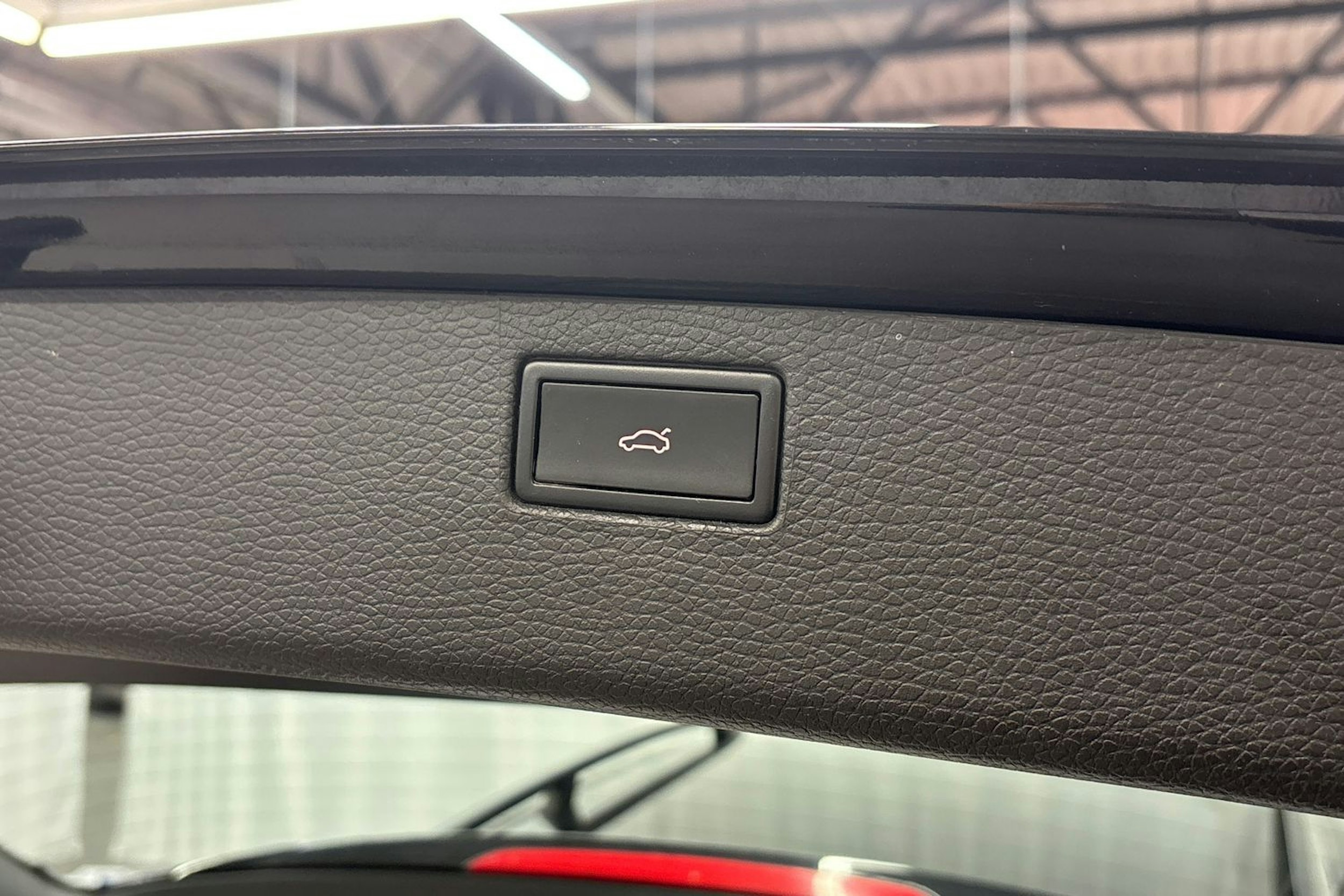 musta Volkswagen Passat 2012 kuva 13.