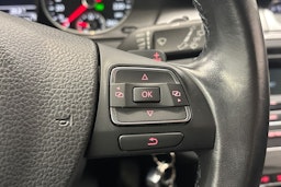 musta Volkswagen Passat 2012 kuva 19.