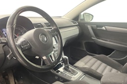 Harmaa Volkswagen PASSAT 2012 kuva 6.