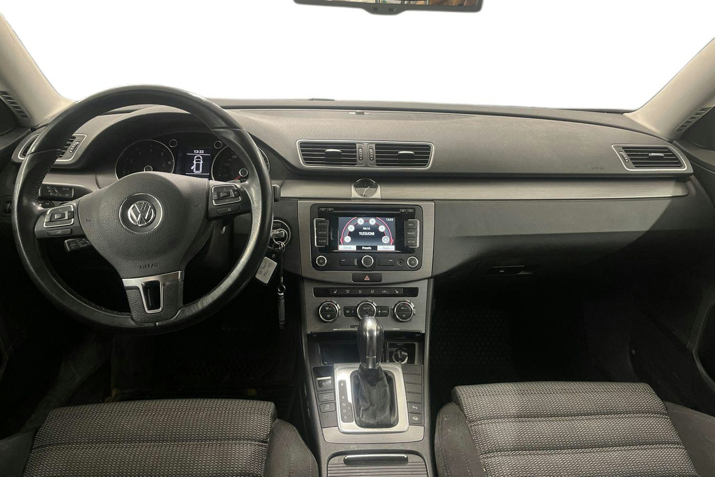 Harmaa Volkswagen PASSAT 2012 kuva 7.