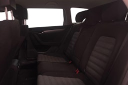 Harmaa Volkswagen PASSAT 2012 kuva 8.