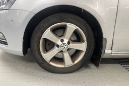 Harmaa Volkswagen PASSAT 2012 kuva 9.