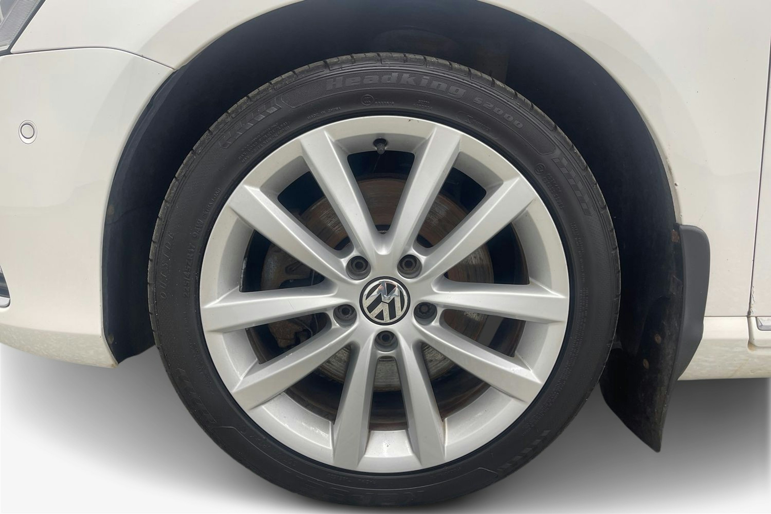 Valkoinen Volkswagen PASSAT 2012 kuva 11.