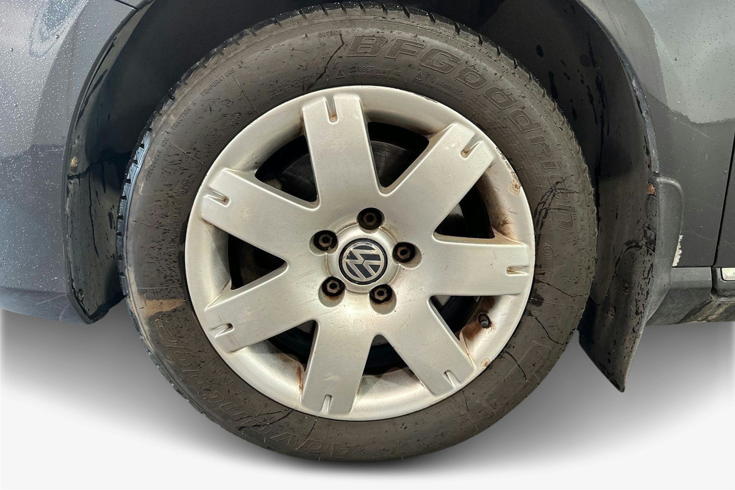 harmaa Volkswagen Passat 2012 kuva 11.