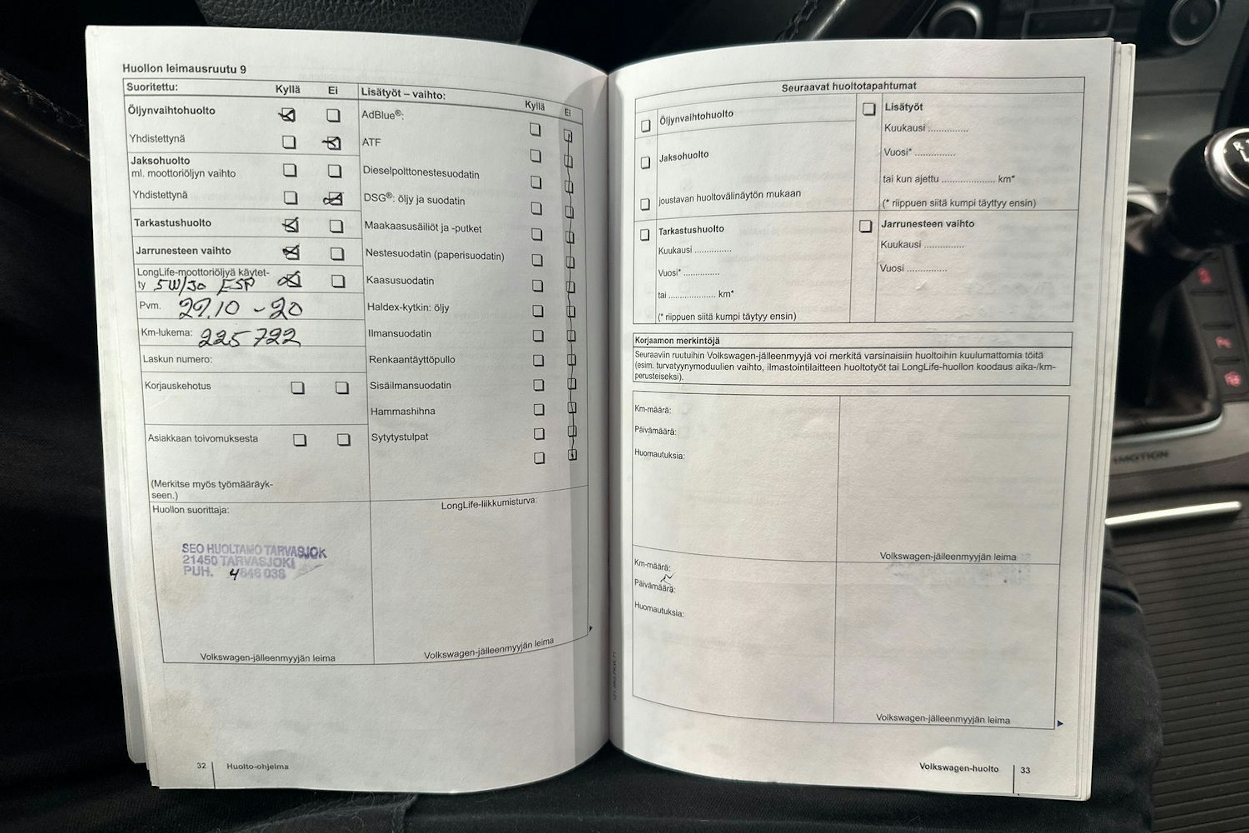 harmaa Volkswagen Passat 2012 kuva 27.