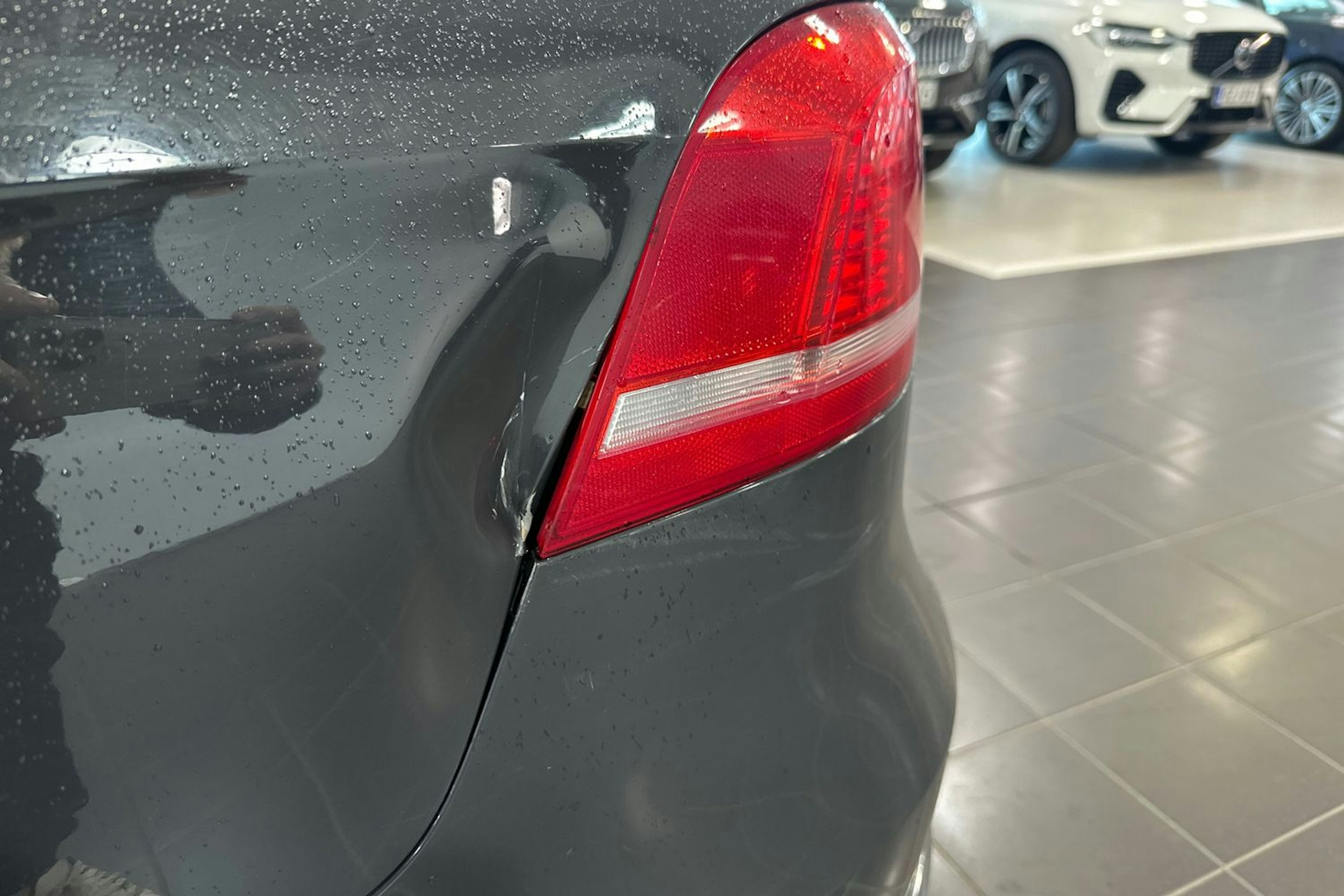 harmaa Volkswagen Passat 2012 kuva 30.