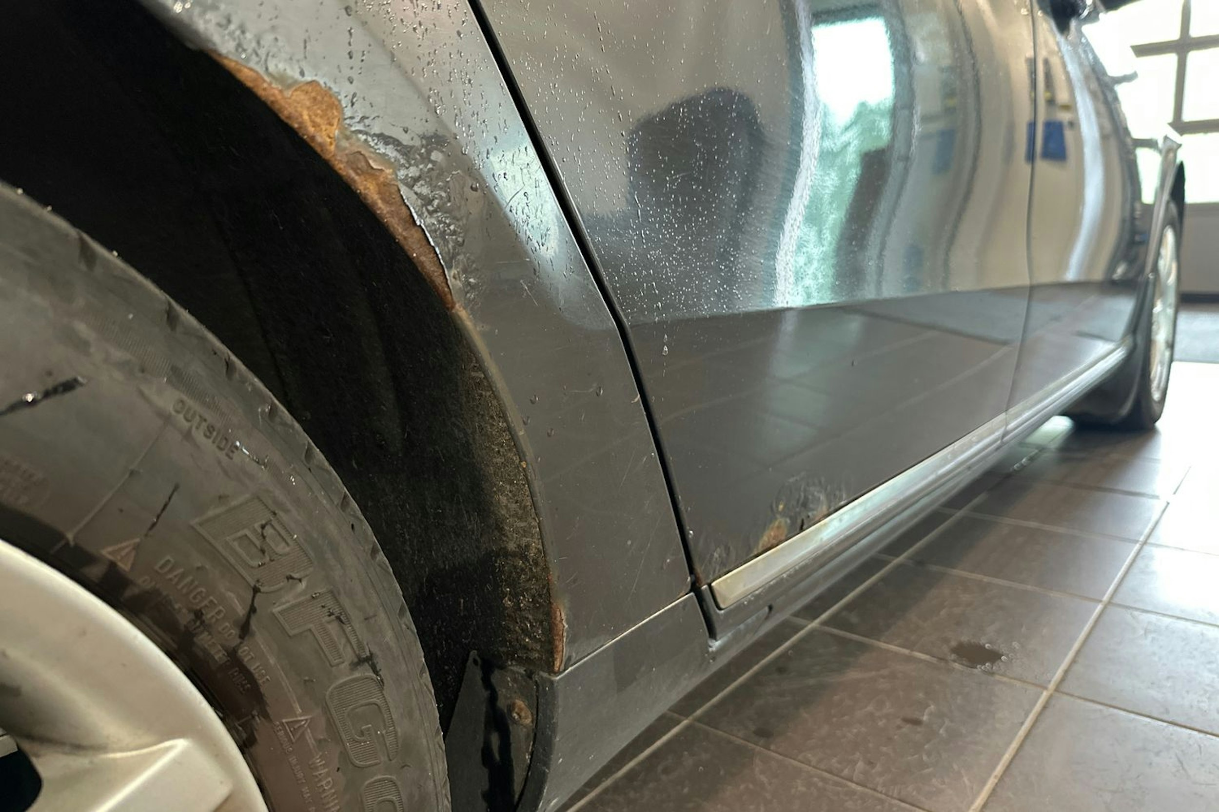 harmaa Volkswagen Passat 2012 kuva 32.
