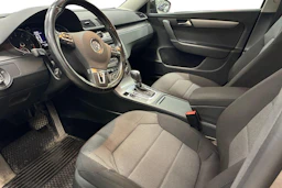 ruskea (beige) Volkswagen Passat 2012 kuva 3.