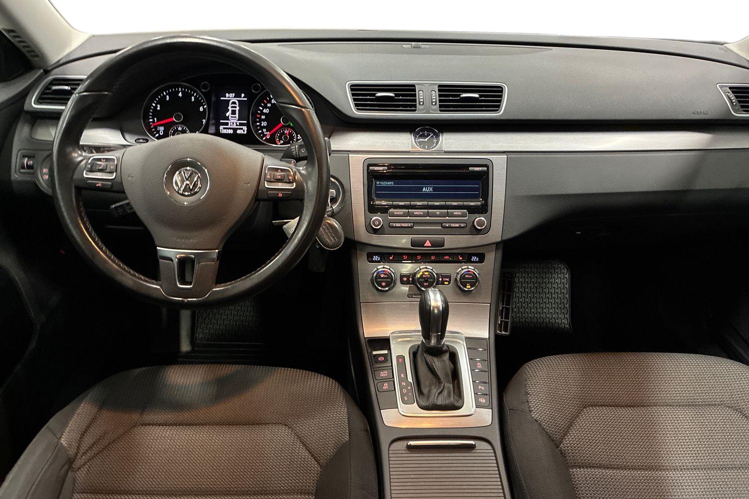 Volkswagen Passat 2012, kuva 7/26