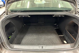 ruskea (beige) Volkswagen Passat 2012 kuva 22.