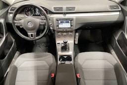 valkoinen Volkswagen Passat 2012 kuva 9.