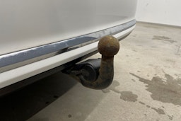 valkoinen Volkswagen Passat 2012 kuva 26.