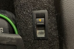 valkoinen Volkswagen Passat 2012 kuva 27.