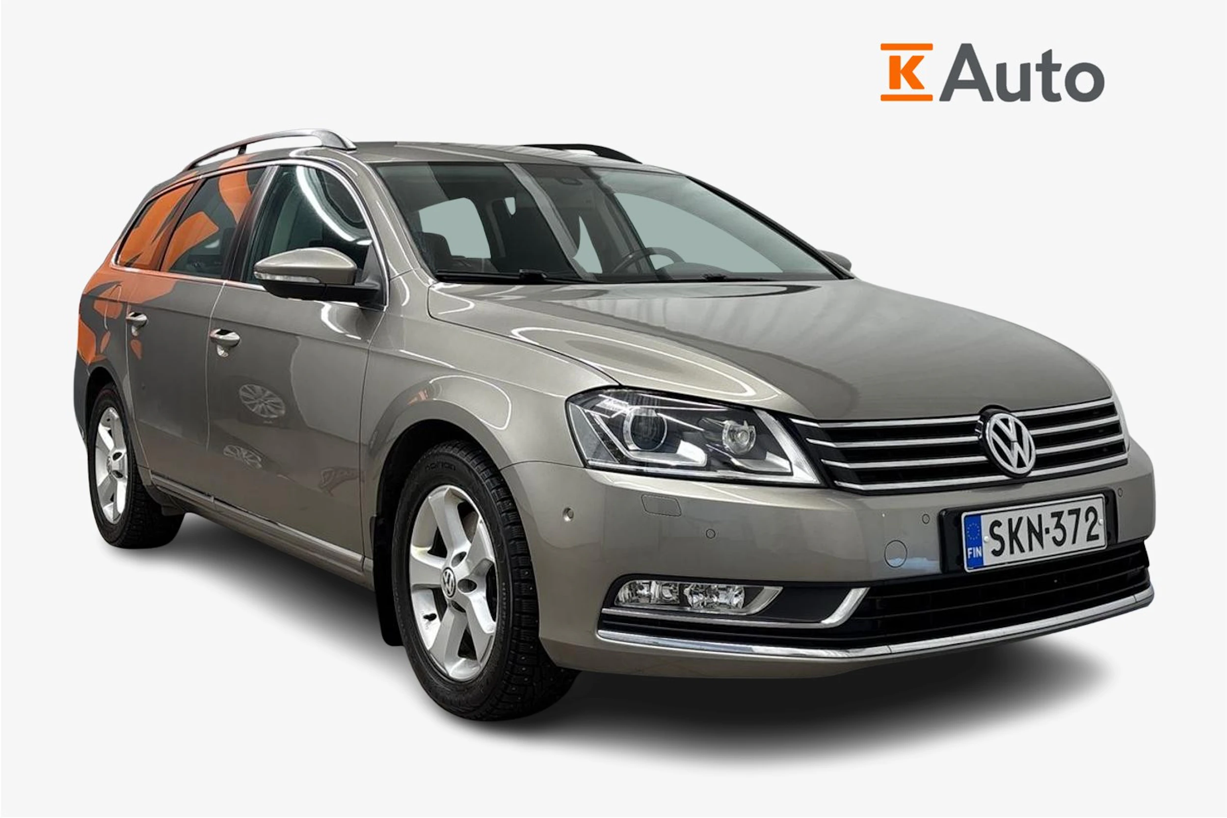 met. ruskea (beige) Volkswagen Passat 2012 kuva 1.