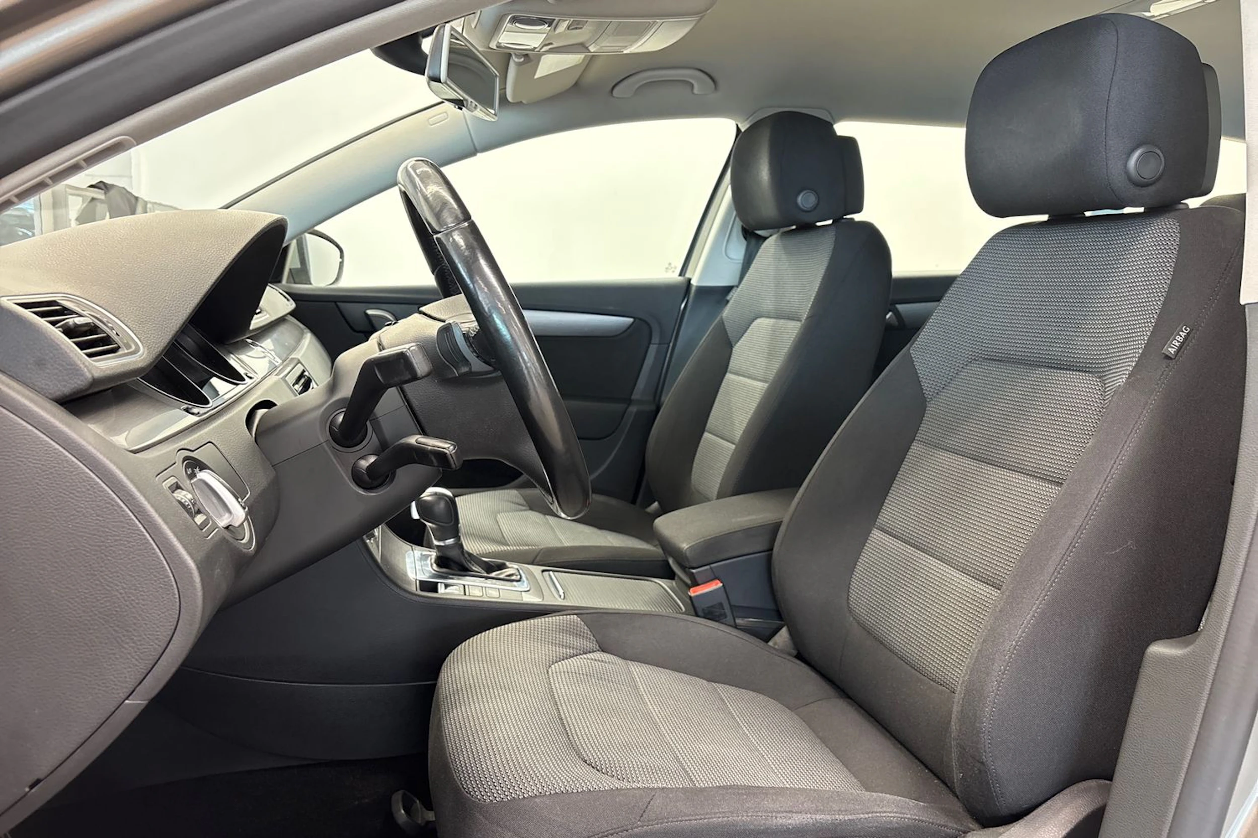 met. ruskea (beige) Volkswagen Passat 2012 kuva 15.