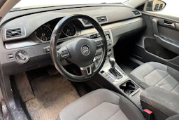 Ruskea (beige) Volkswagen PASSAT 2012 kuva 8.