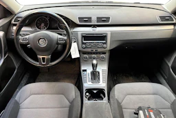 Ruskea (beige) Volkswagen PASSAT 2012 kuva 9.