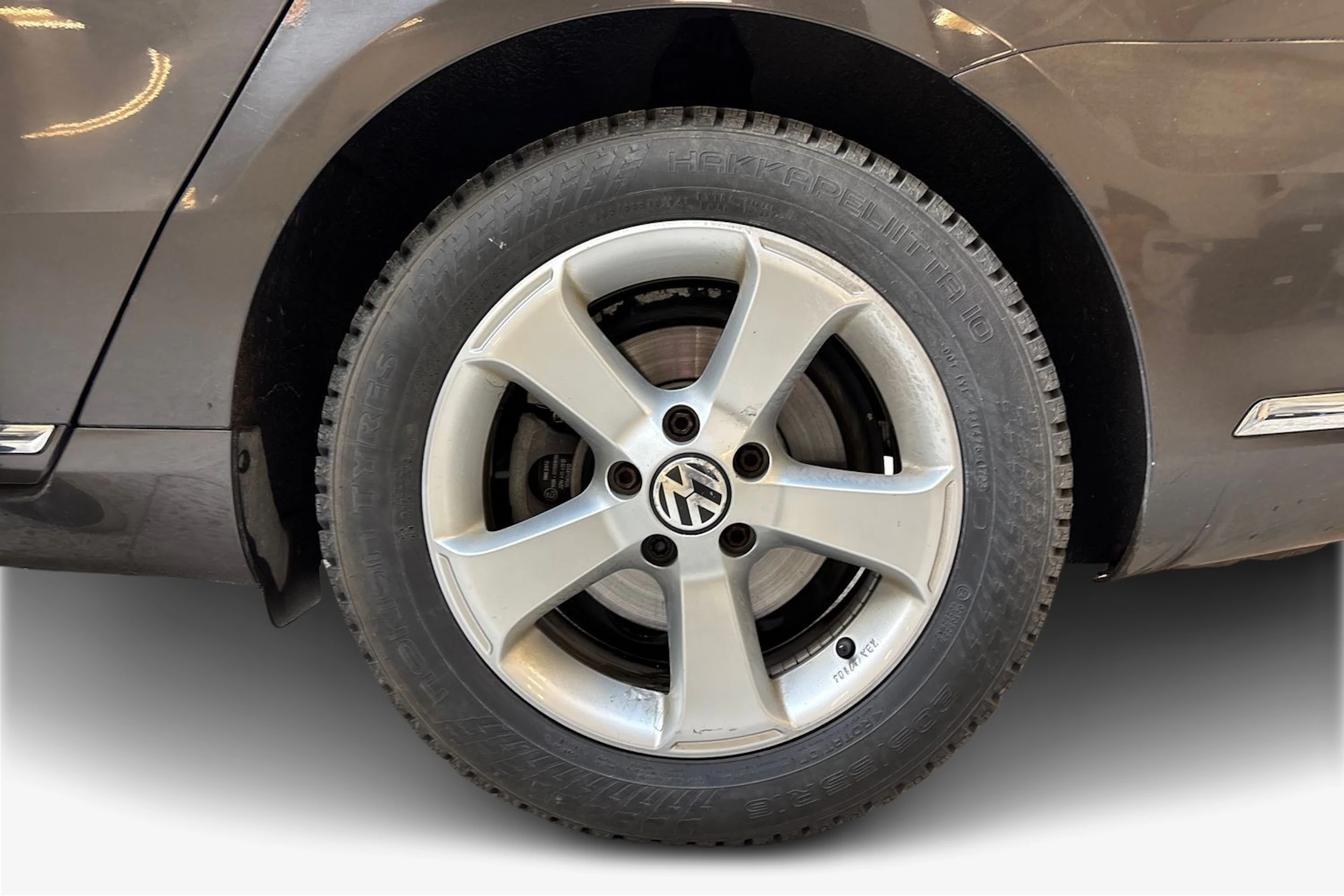 Ruskea (beige) Volkswagen PASSAT 2012 kuva 12.