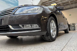 Ruskea (beige) Volkswagen PASSAT 2012 kuva 16.