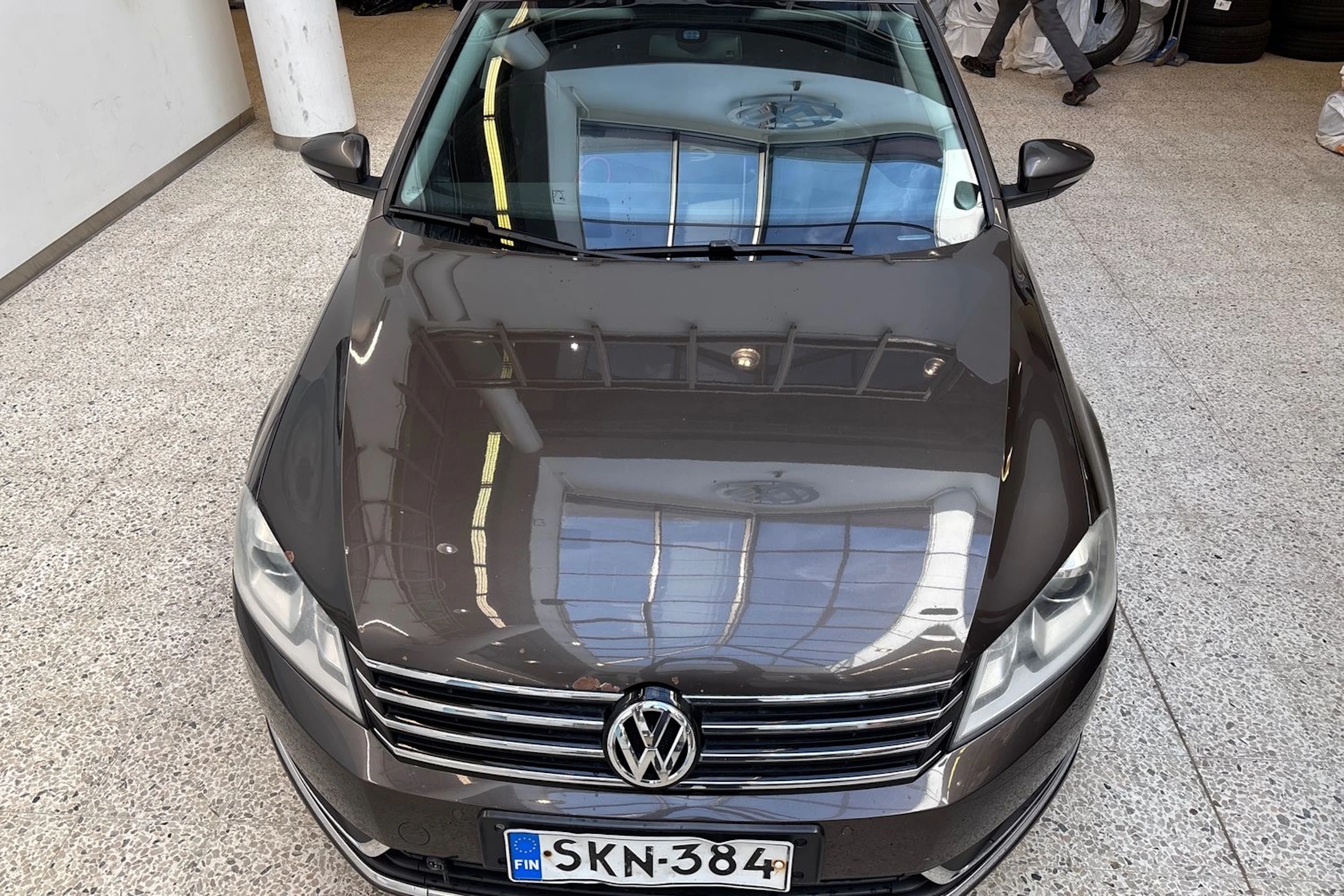 Ruskea (beige) Volkswagen PASSAT 2012 kuva 17.