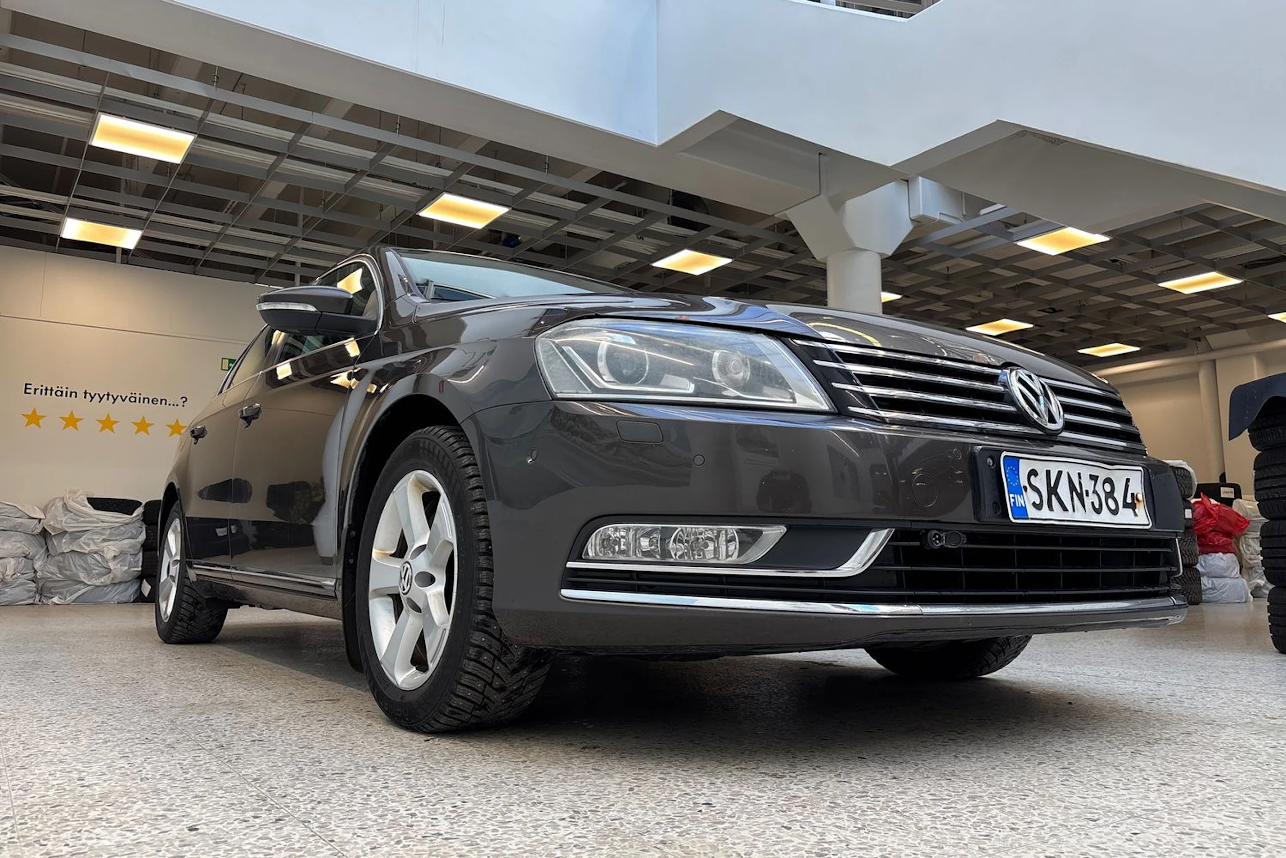 Ruskea (beige) Volkswagen PASSAT 2012 kuva 20.