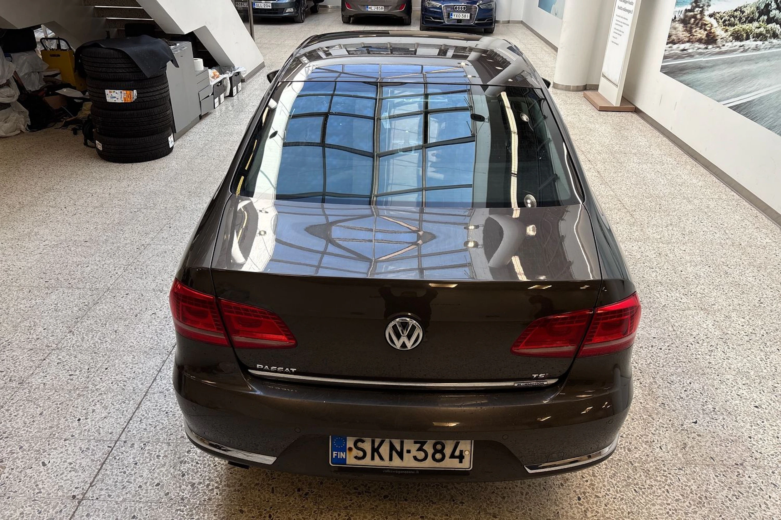 Ruskea (beige) Volkswagen PASSAT 2012 kuva 23.