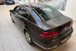 Ruskea (beige) Volkswagen PASSAT 2012 kuva 25.