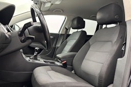 Musta Volkswagen PASSAT 2012 kuva 4.