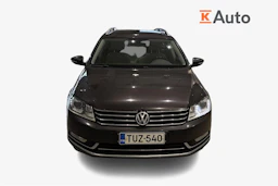 ruskea (beige) Volkswagen Passat 2012 kuva 4.