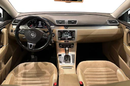 ruskea (beige) Volkswagen Passat 2012 kuva 7.