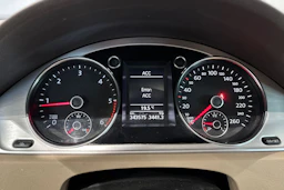 ruskea (beige) Volkswagen Passat 2012 kuva 20.