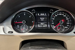 ruskea (beige) Volkswagen Passat 2012 kuva 22.