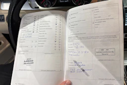 ruskea (beige) Volkswagen Passat 2012 kuva 36.