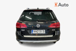 Musta Volkswagen PASSAT 2012 kuva 3.