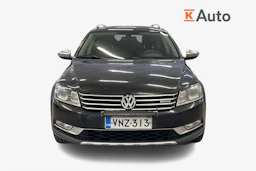 Musta Volkswagen PASSAT 2012 kuva 4.