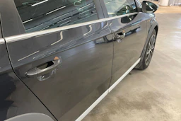 Musta Volkswagen PASSAT 2012 kuva 14.