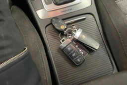 Musta Volkswagen PASSAT 2012 kuva 21.
