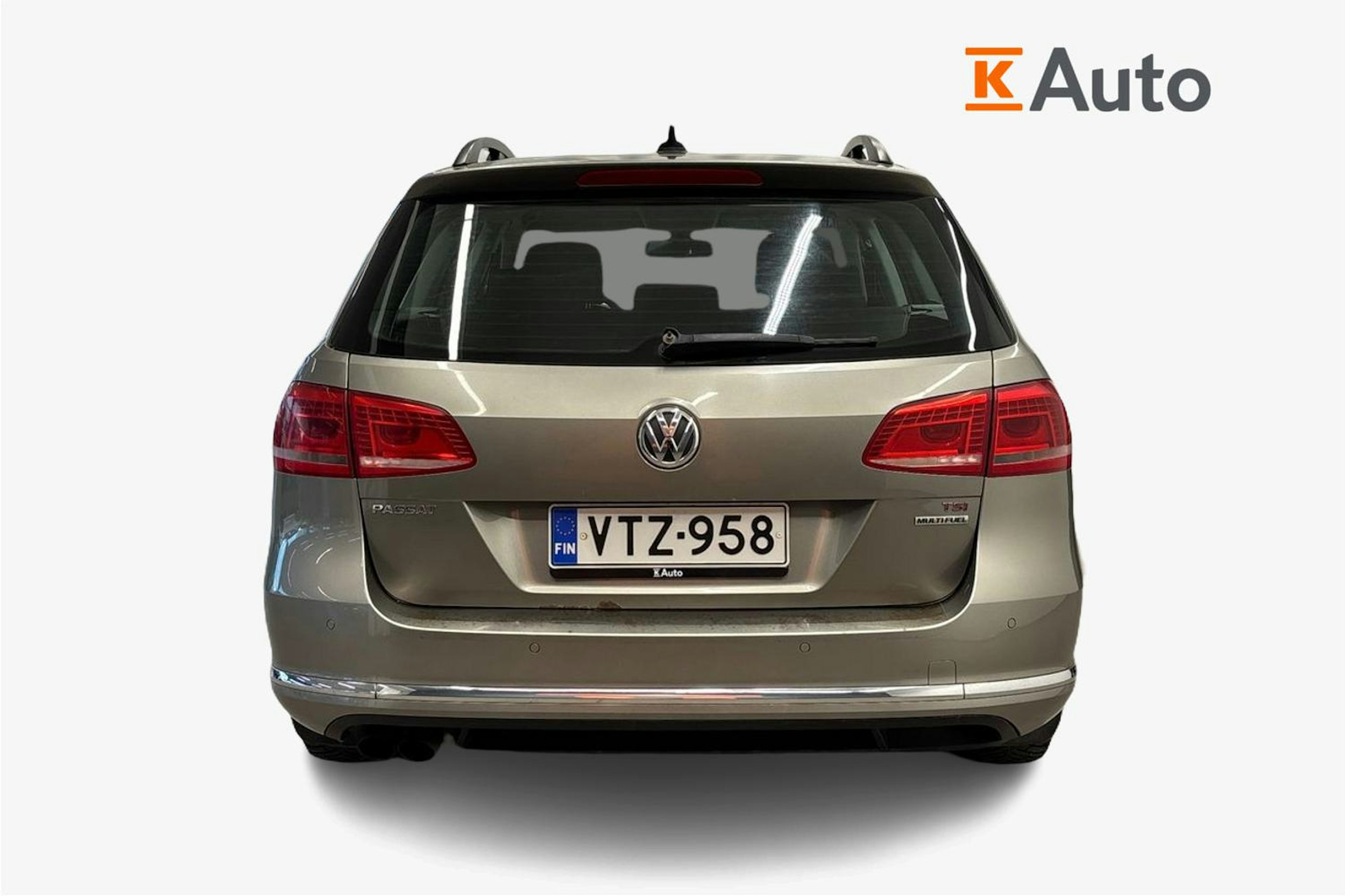 Ruskea (beige) Volkswagen PASSAT 2012 kuva 3.