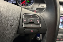 Ruskea (beige) Volkswagen PASSAT 2012 kuva 15.