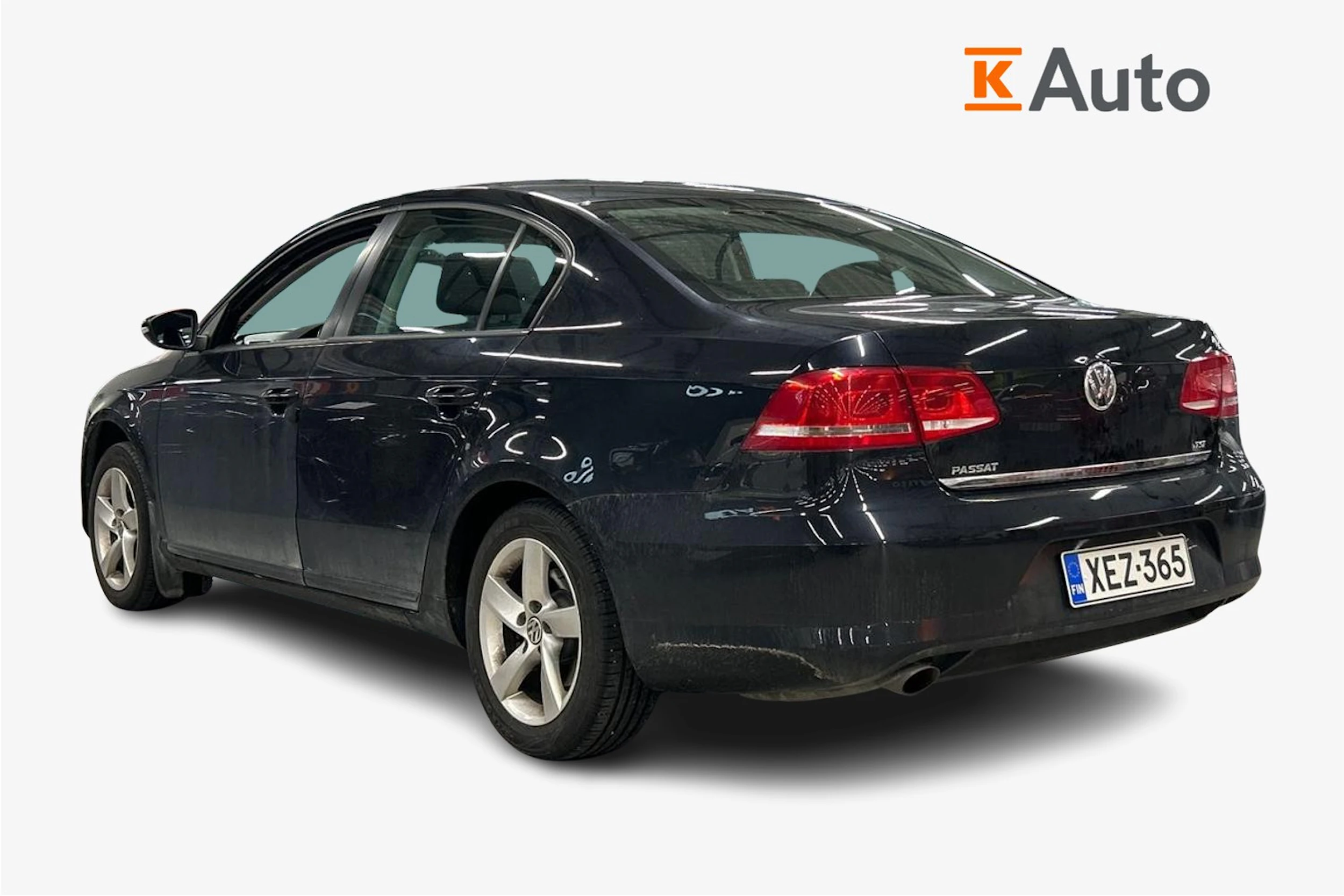 musta Volkswagen Passat 2012 kuva 2.