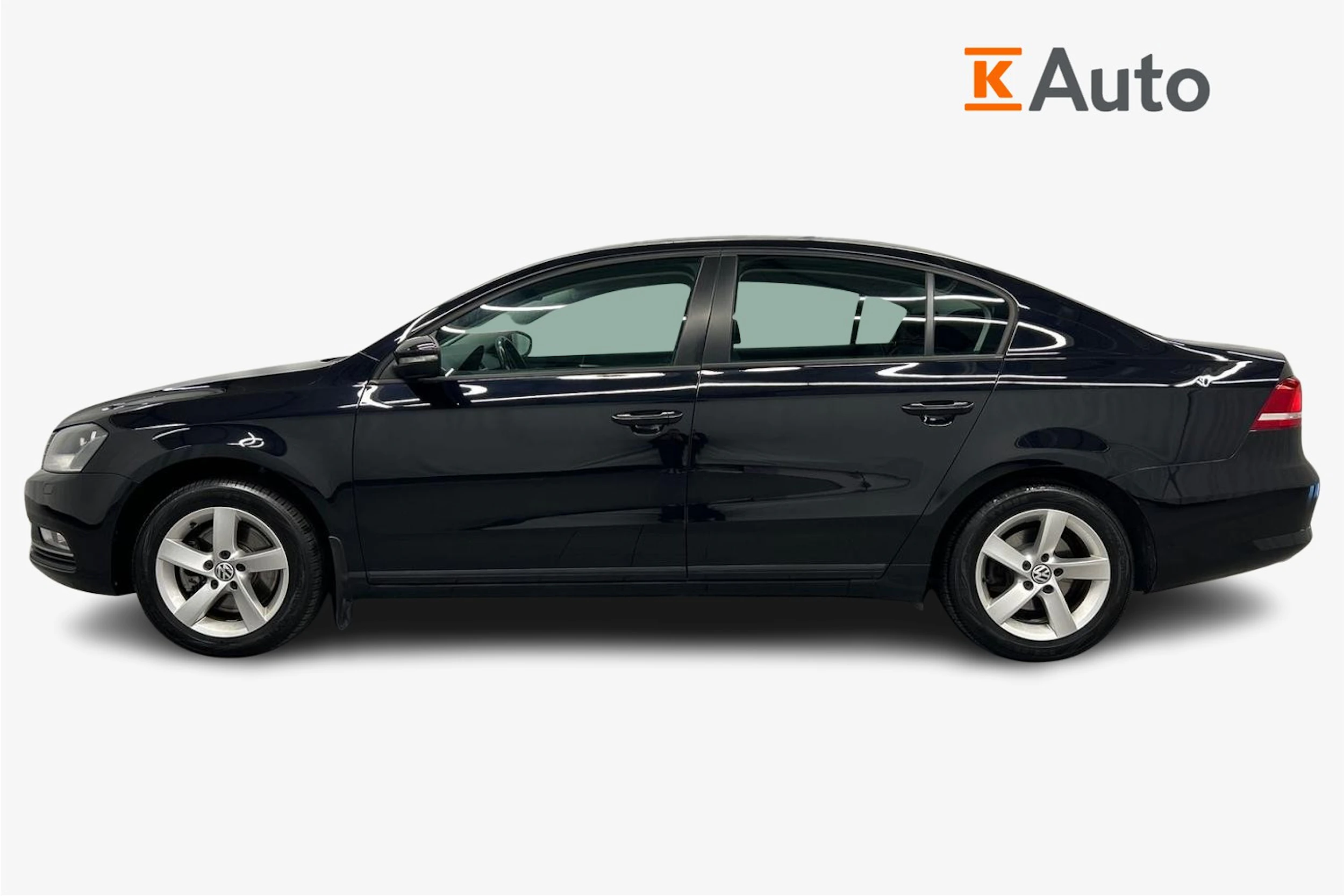 musta Volkswagen Passat 2012 kuva 5.