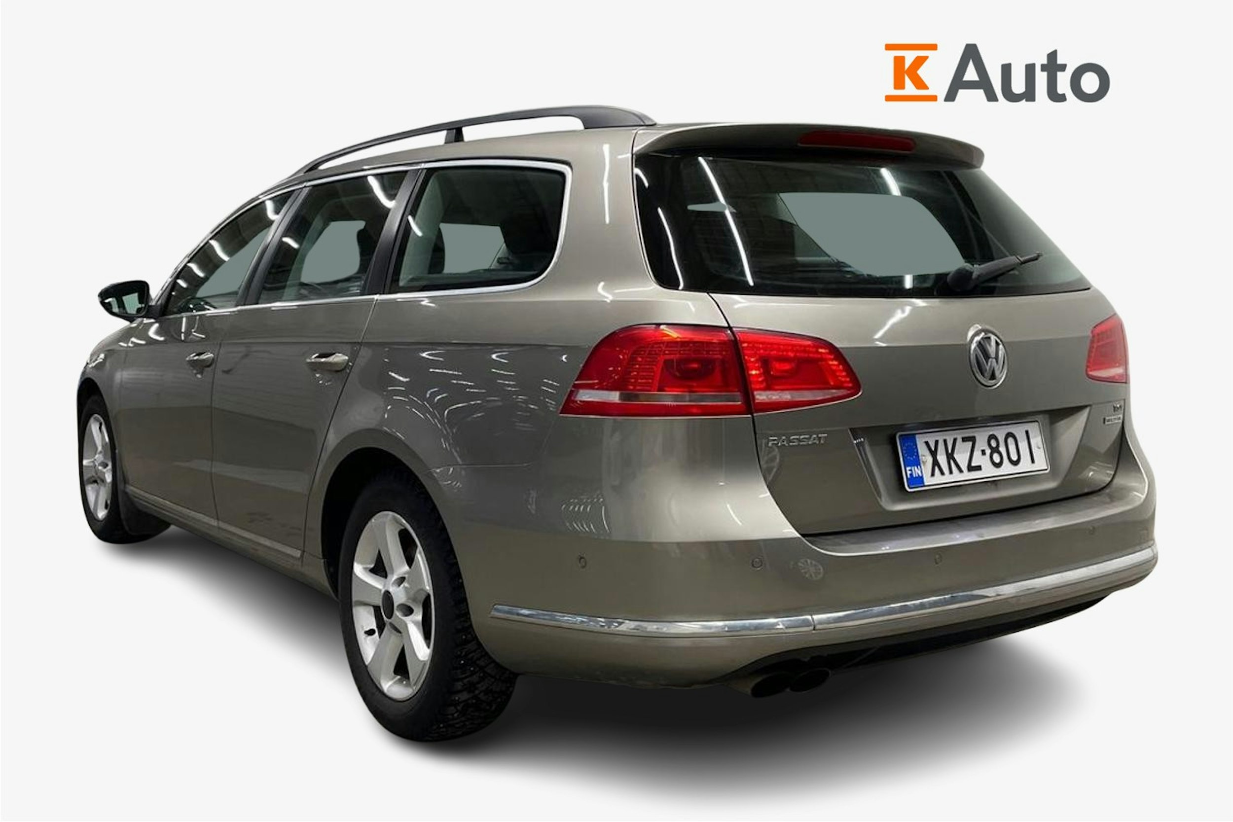 Ruskea (beige) Volkswagen PASSAT 2012 kuva 2.