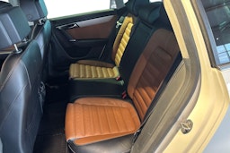 Valkoinen Volkswagen PASSAT 2012 kuva 10.
