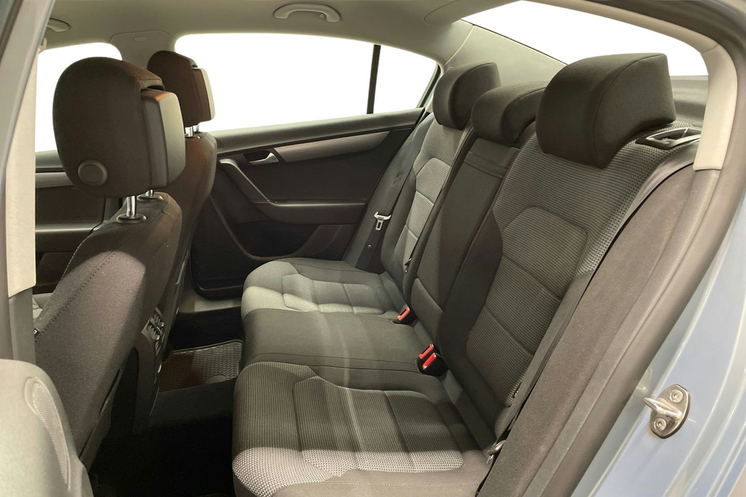 Harmaa Volkswagen PASSAT 2013 kuva 10.