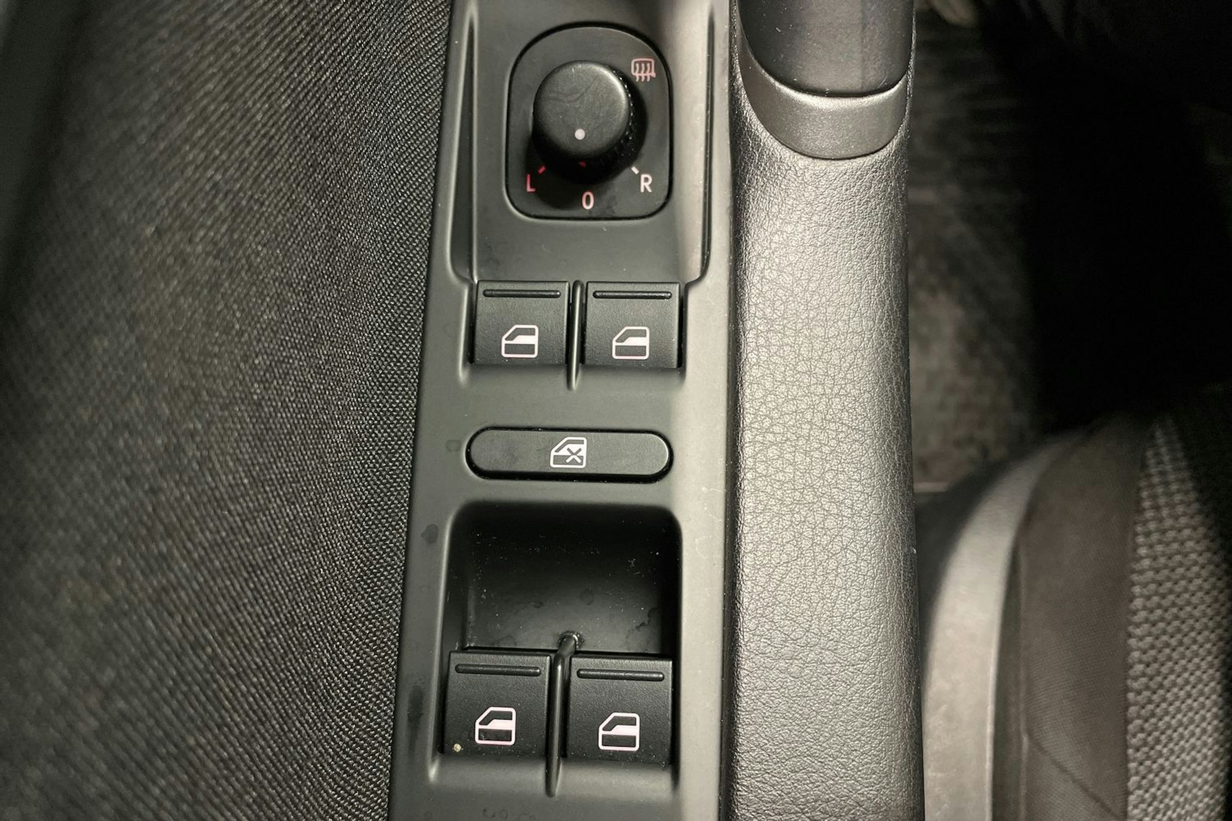 Harmaa Volkswagen PASSAT 2013 kuva 22.