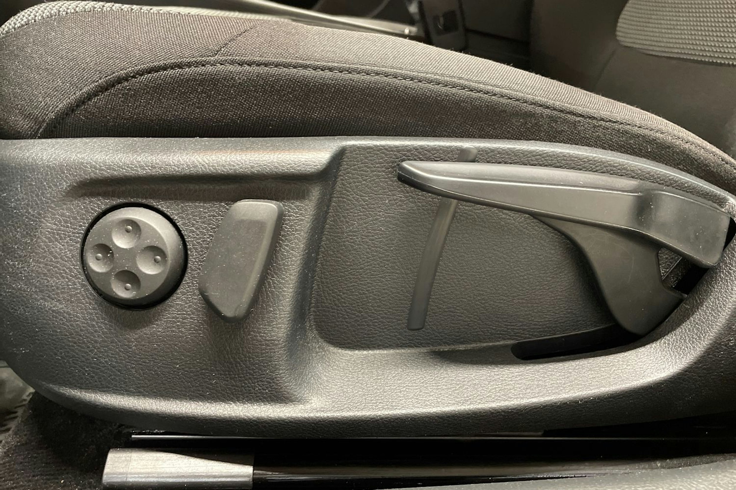 Harmaa Volkswagen PASSAT 2013 kuva 27.