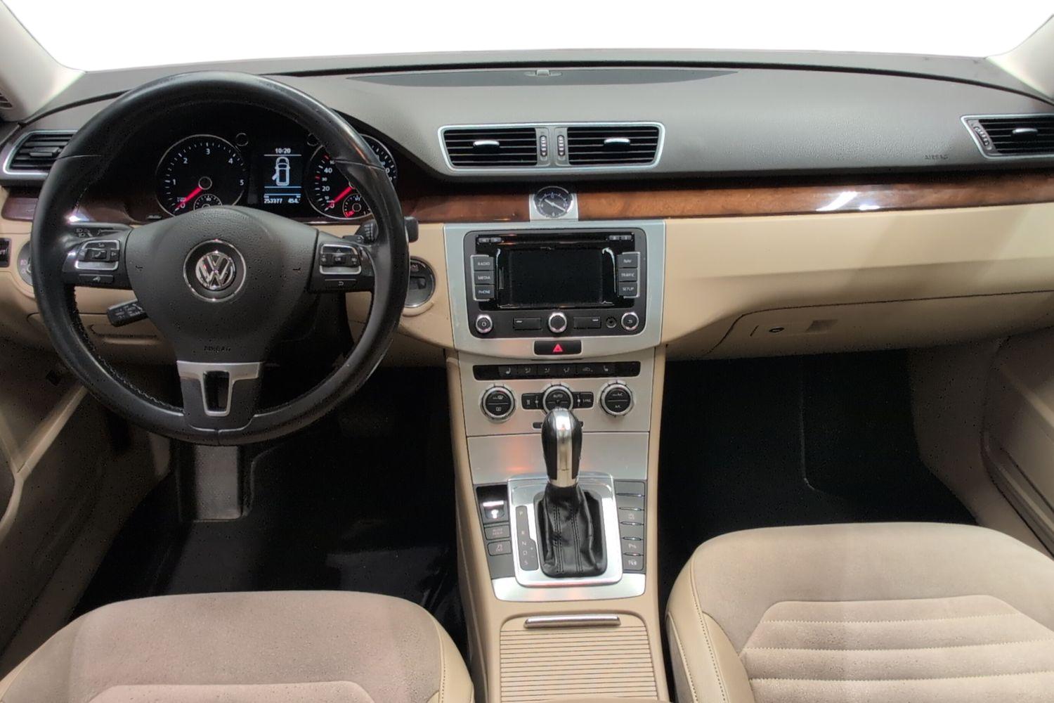 Volkswagen Passat 2013, kuva 7/18