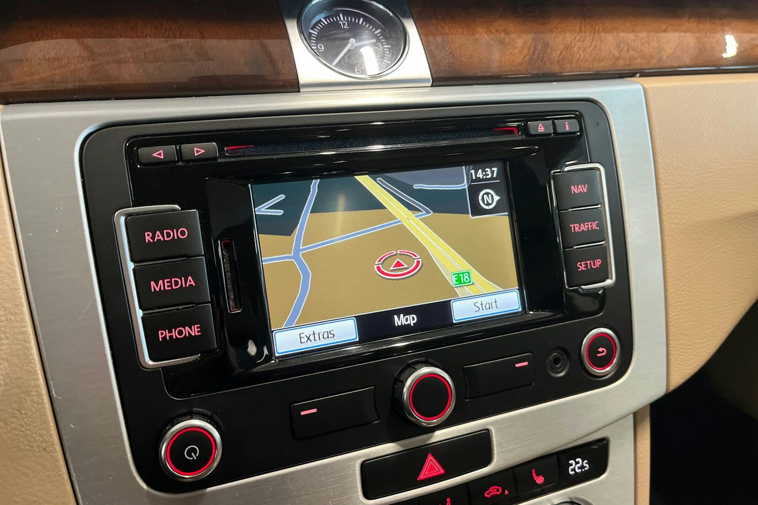 met. ruskea (beige) Volkswagen Passat 2013 kuva 19.