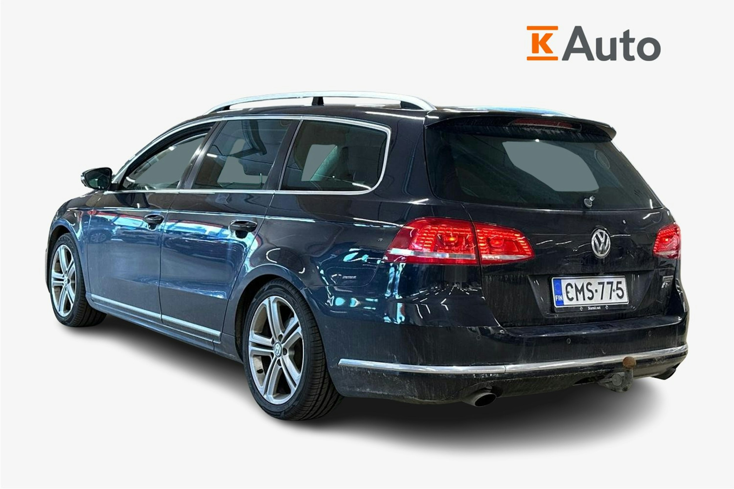 musta Volkswagen Passat 2013 kuva 2.